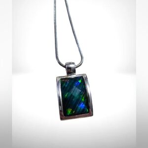 Elegant Silver Tone Necklace with Iridescent Green Blue 1" Pendant Jewelry